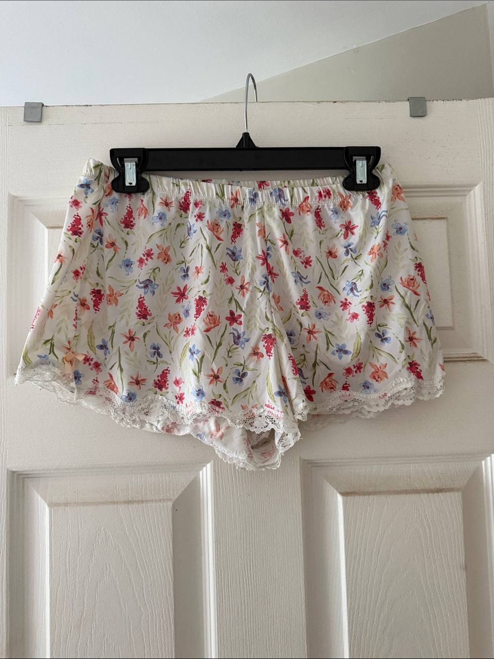 Laura Ashley White Floral Lace-Trim Sleep Set with Pink & Blue Flowers
